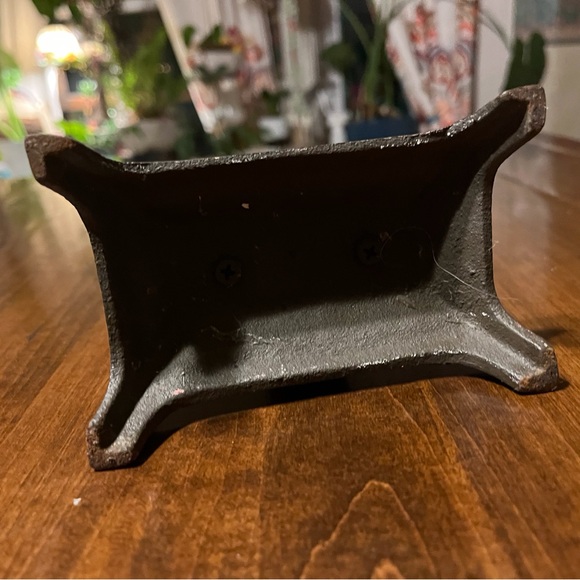 8”Decorative Black Cast Iron Cross - Picture 5 of 8